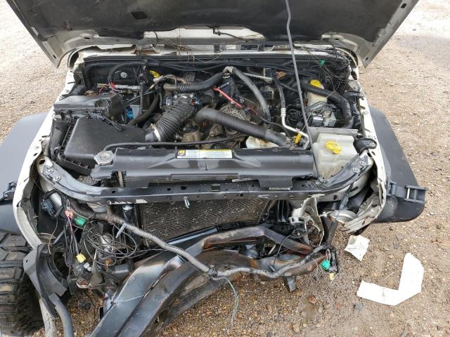 1J4BA5H15BL521842 - 2011 JEEP WRANGLER U SAHARA GRAY photo 11