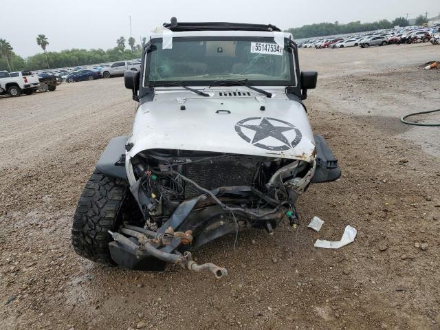 1J4BA5H15BL521842 - 2011 JEEP WRANGLER U SAHARA GRAY photo 5