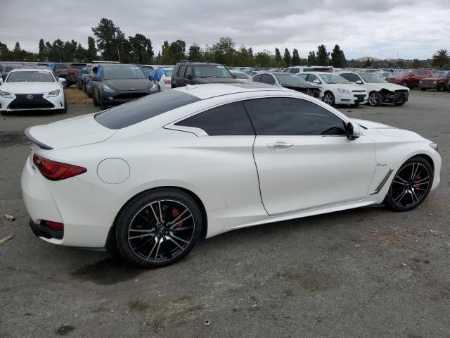 JN1EV7EK3JM341657 - 2018 INFINITI Q60 LUXE 300 WHITE photo 3