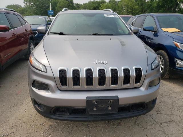 1C4PJMLB8JD580821 - 2018 JEEP CHEROKEE LATITUDE PLUS SILVER photo 5