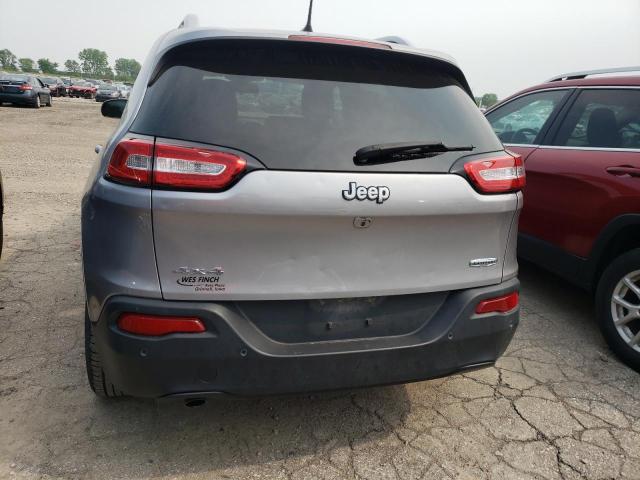 1C4PJMLB8JD580821 - 2018 JEEP CHEROKEE LATITUDE PLUS SILVER photo 6