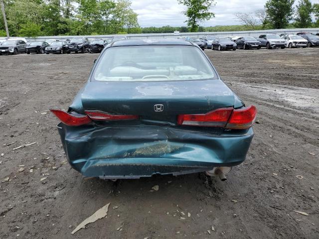 1HGCG56492A030161 - 2002 HONDA ACCORD LX GREEN photo 6