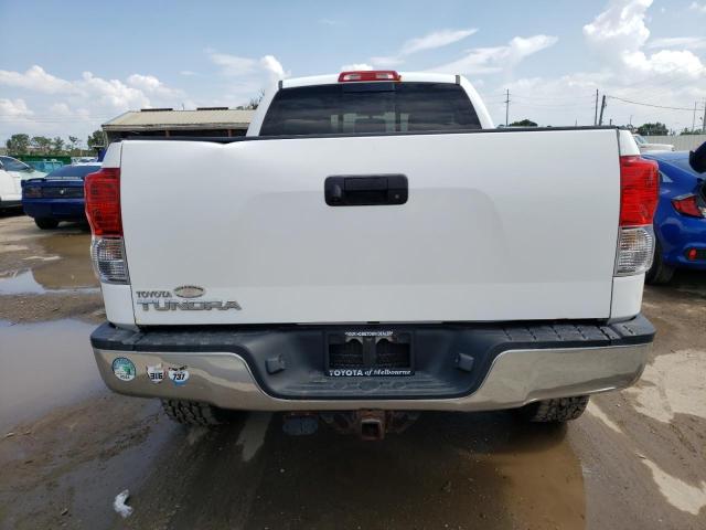 5TFRY5F12CX133237 - 2012 TOYOTA TUNDRA DOUBLE CAB SR5 WHITE photo 6