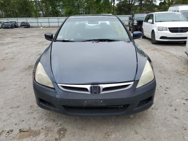 1HGCM56426A067549 - 2006 HONDA ACCORD LX GRAY photo 5