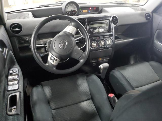 JTLKT324X64087302 - 2006 TOYOTA SCION XB SILVER photo 8