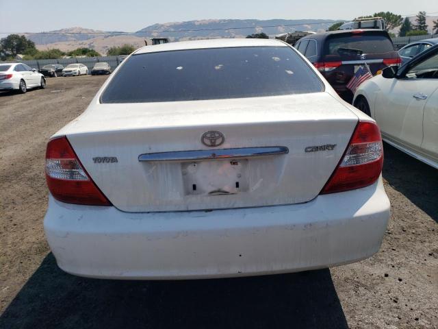 JTDBE30K840262190 - 2004 TOYOTA CAMRY LE WHITE photo 6