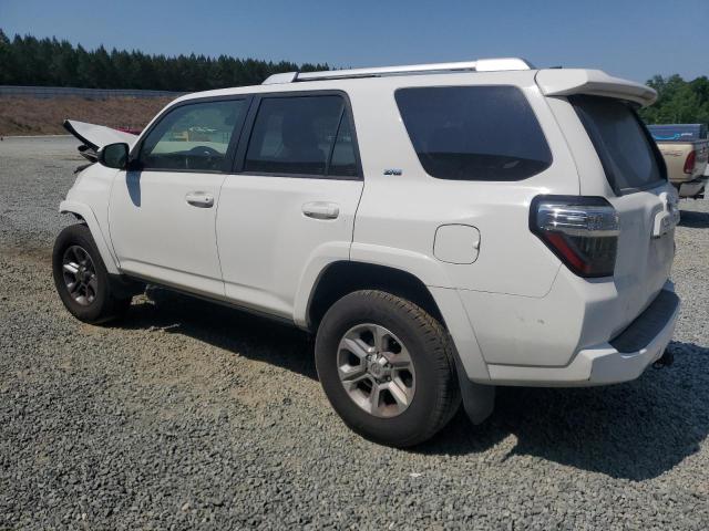 JTEBU5JR0H5450104 - 2017 TOYOTA 4RUNNER SR5/SR5 PREMIUM WHITE photo 2