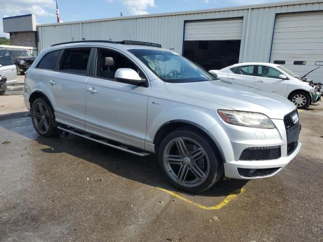 WA1DGBFE8FD008595 - 2015 AUDI Q7 PRESTIGE 银色 照片 4