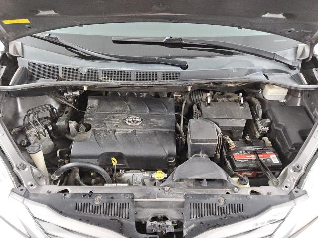 5TDYK3DC2BS013531 - 2011 TOYOTA SIENNA XLE GRAY photo 12