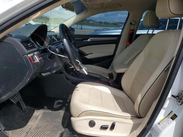 1VWDT7A38HC052171 - 2017 VOLKSWAGEN PASSAT R-LINE Weiß Foto 7