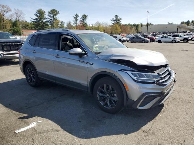 3VVMB7AX4RM166985 - 2024 VOLKSWAGEN TIGUAN SE Gümüş foto 4