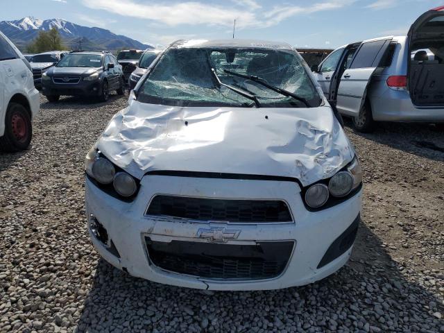 1G1JA5SG9G4177019 - 2016 CHEVROLET SONIC LS WHITE photo 5