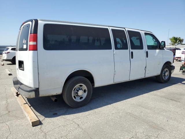 1GAZG1FG6E1158351 - 2014 CHEVROLET EXPRESS G3 LT WHITE photo 3