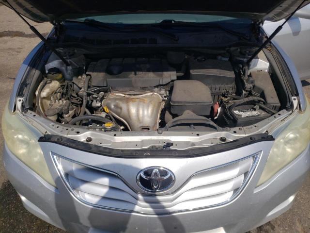 4T1BF3EK1BU712706 - 2011 TOYOTA CAMRY BASE 银色 照片 11