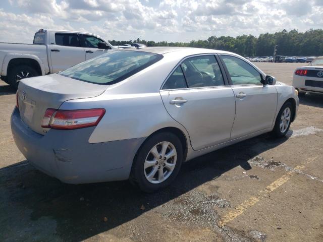 4T1BF3EK1BU712706 - 2011 TOYOTA CAMRY BASE 银色 照片 3