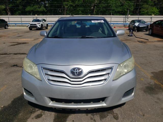 4T1BF3EK1BU712706 - 2011 TOYOTA CAMRY BASE 银色 照片 5