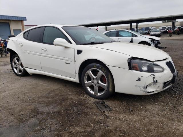 2G2WC55C081123237 - 2008 PONTIAC GRAND PRIX GXP WHITE photo 4