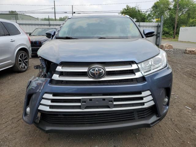 5TDJZRFH1KS927567 - 2019 TOYOTA HIGHLANDER SE BLUE photo 5