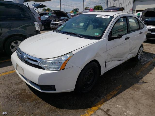 1FAHP34N58W139769 - 2008 FORD FOCUS S/SE WHITE photo 2