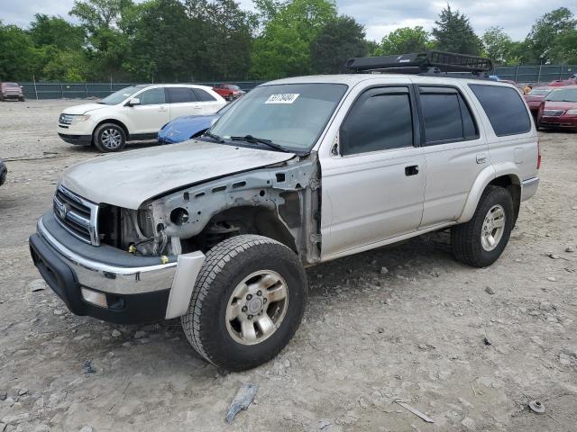 2000 TOYOTA 4RUNNER SR5, 