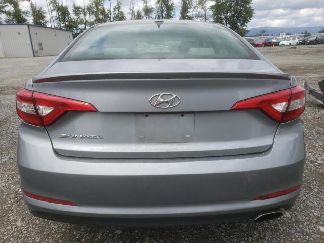 5NPE24AF1FH220043 - 2015 HYUNDAI SONATA SE SILVER photo 6