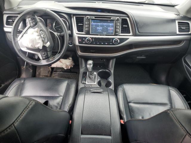 5TDJKRFH8GS273968 - 2016 TOYOTA HIGHLANDER XLE GRAY photo 8