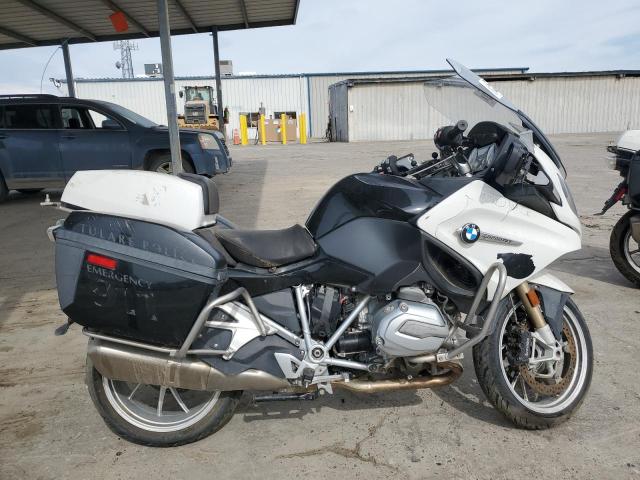 WB10A1308HZ399694 - 2017 BMW R1200 RT BLACK photo 1