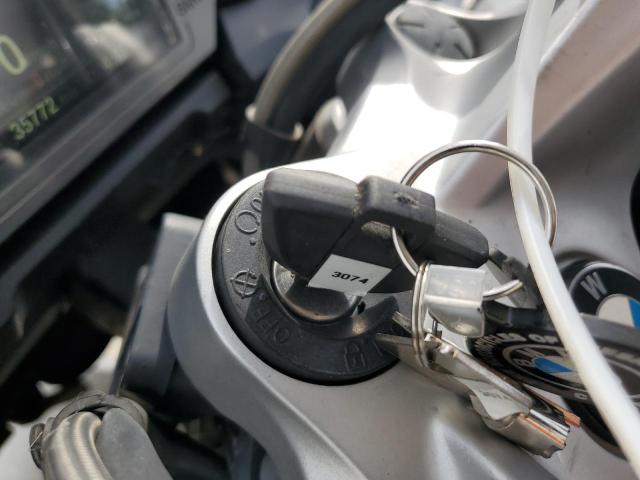 WB10A1308HZ399694 - 2017 BMW R1200 RT BLACK photo 8