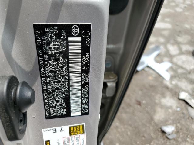 JTDKARFP2H3009422 - 2017 TOYOTA PRIUS PRIM 银色 照片 12