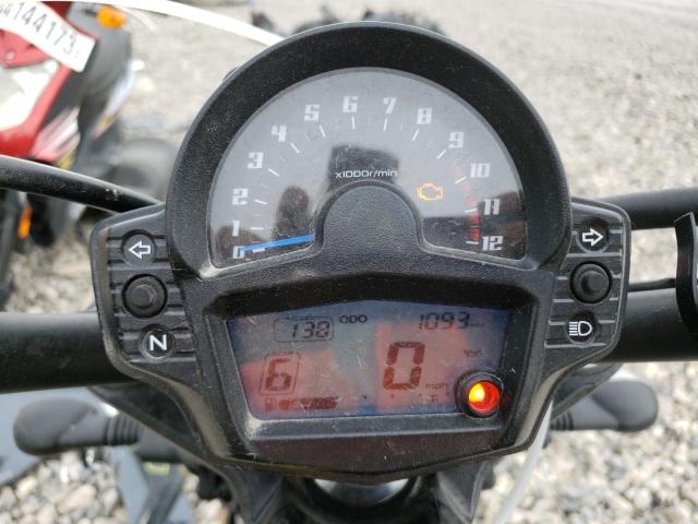 JKAENEC13NDA04856 - 2022 KAWASAKI EN650 C WHITE photo 8