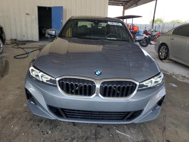 3MW69FF02R8E18389 - 2024 BMW 330I GRAY photo 5