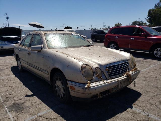 WDBJF25H4XA928085 - 1999 MERCEDES-BENZ E 300TD SILVER photo 1