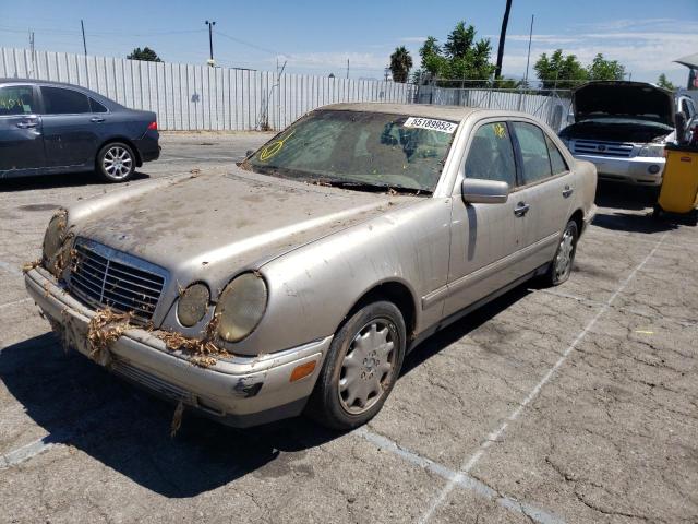 WDBJF25H4XA928085 - 1999 MERCEDES-BENZ E 300TD SILVER photo 2