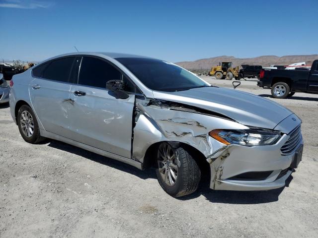 3FA6P0G75HR399109 - 2017 FORD FUSION S SILVER photo 4