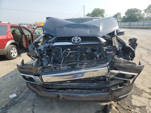 JTEBU5JR6H5416796 - 2017 TOYOTA 4RUNNER SR5/SR5 PREMIUM 灰色 照片 5