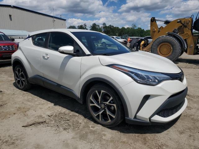 NMTKHMBX0MR119395 - 2021 TOYOTA C-HR XLE WHITE photo 4