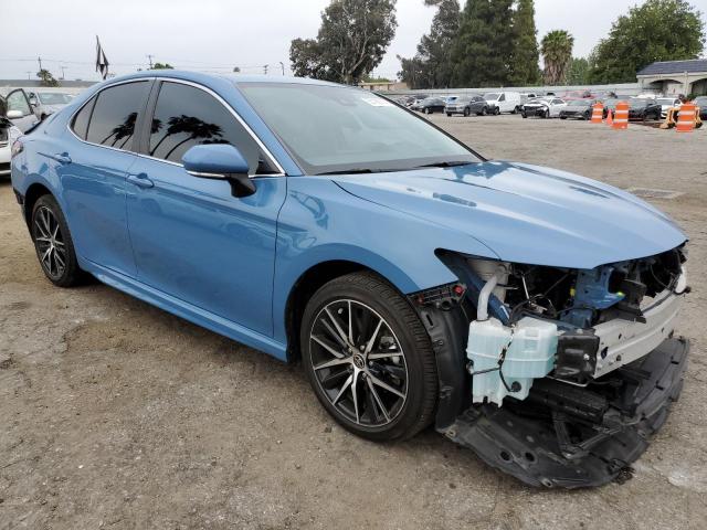 4T1T11AK4PU117949 - 2023 TOYOTA CAMRY SE NIGHT SHADE BLUE photo 4