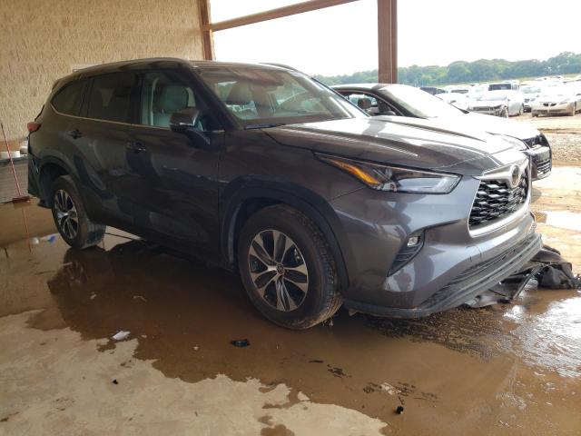 5TDGZRAH1NS120083 - 2022 TOYOTA HIGHLANDER XLE Մոխրագույն լուսանկար 4