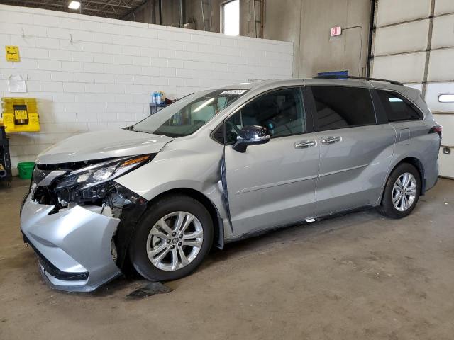 5TDCSKFC9PS082757 - 2023 TOYOTA SIENNA XSE SILVER photo 1