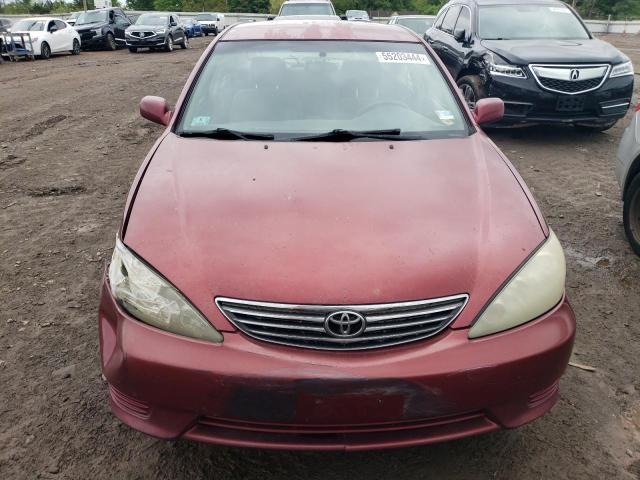 4T1BE32K15U074288 - 2005 TOYOTA CAMRY LE RED photo 5