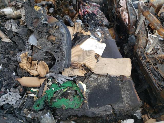 JTLKE50E081049566 - 2008 TOYOTA SCION XB 烧焦的 照片 10