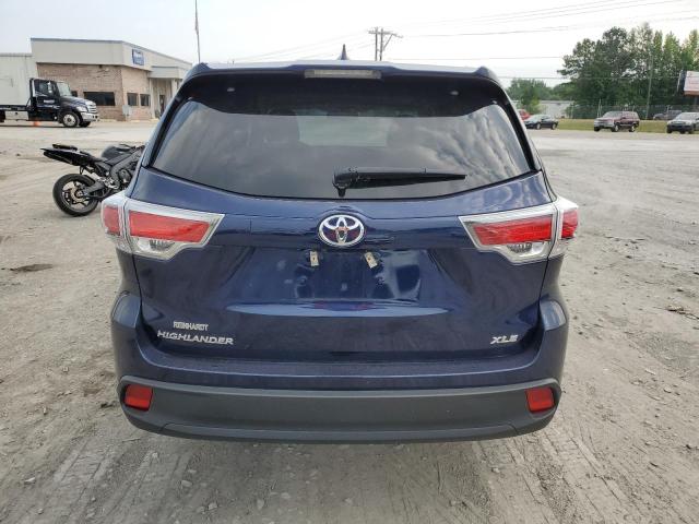 5TDKKRFH2GS181761 - 2016 TOYOTA HIGHLANDER XLE BLUE photo 6