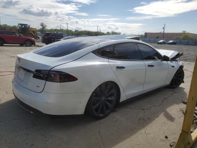 5YJSA1H11EFP61721 - 2014 TESLA MODEL S 白色 照片 3