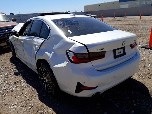 3MW5R7J03L8B45561 - 2020 BMW 330XI თეთრი ფოტო 3