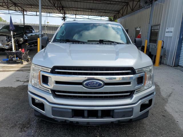 1FTNF1CG7JKC57617 - 2018 FORD F150 SILVER photo 5