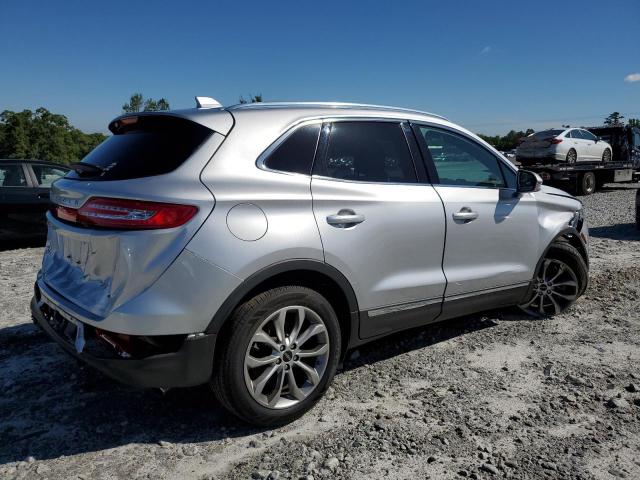 5LMCJ2C92HUL31143 - 2017 LINCOLN MKC SELECT SILVER photo 3