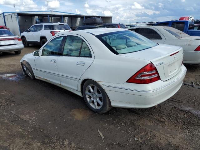 WDBRF92H57F869227 - 2007 MERCEDES-BENZ C 280 4MATIC WHITE photo 2