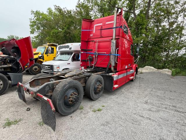 4V4NC9GH26N425295 - 2006 VOLVO VN VNL RED photo 4