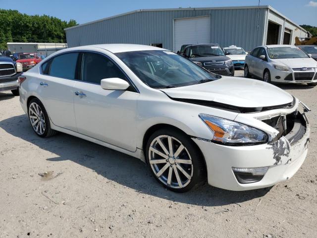 1N4AL3AP9FC119252 - 2015 NISSAN ALTIMA 2.5 WHITE photo 4