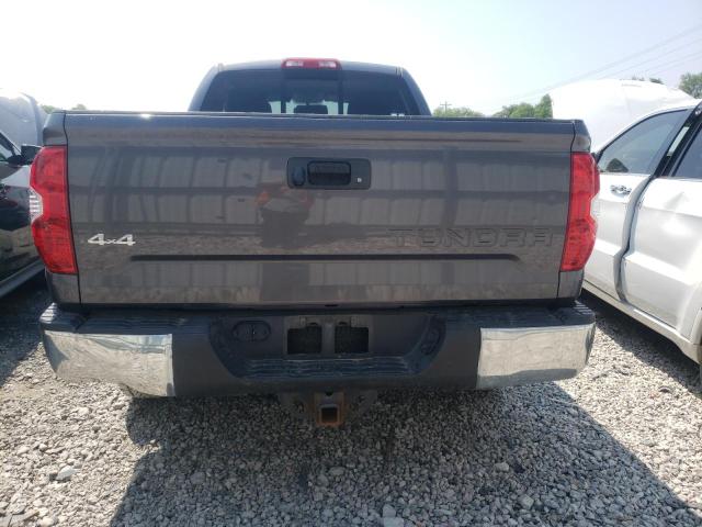 5TFUW5F18GX544454 - 2016 TOYOTA TUNDRA DOUBLE CAB SR/SR5 SILVER photo 6